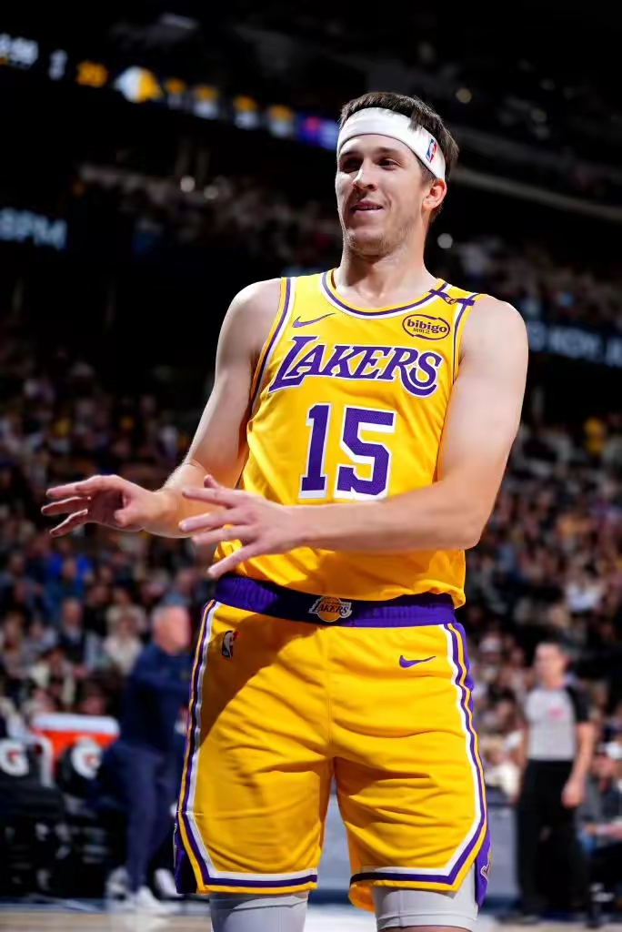 爱游戏-G2不断突破！，东契奇连续二十场比赛得分超过重返赛场比赛高潮迭起的简单介绍